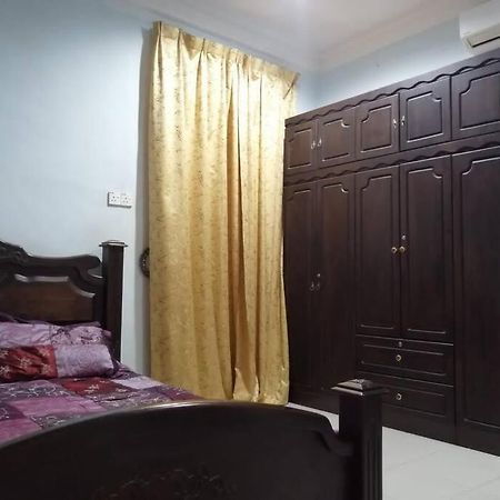 Sri Wang Homestay @ Arau Bagian luar foto