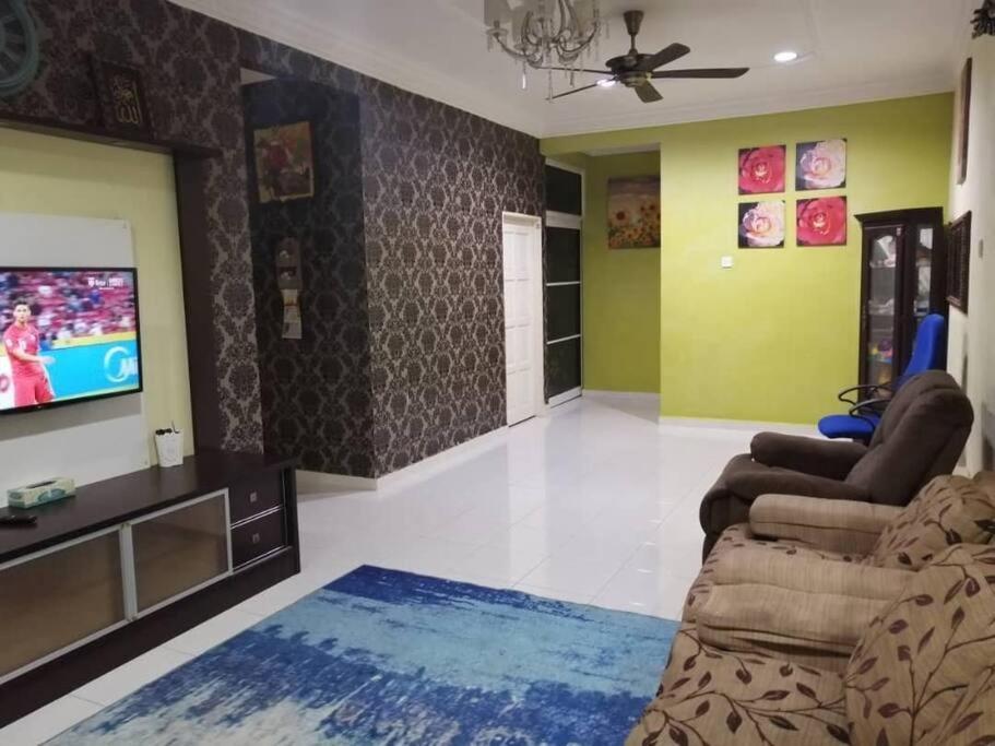Sri Wang Homestay @ Arau Bagian luar foto